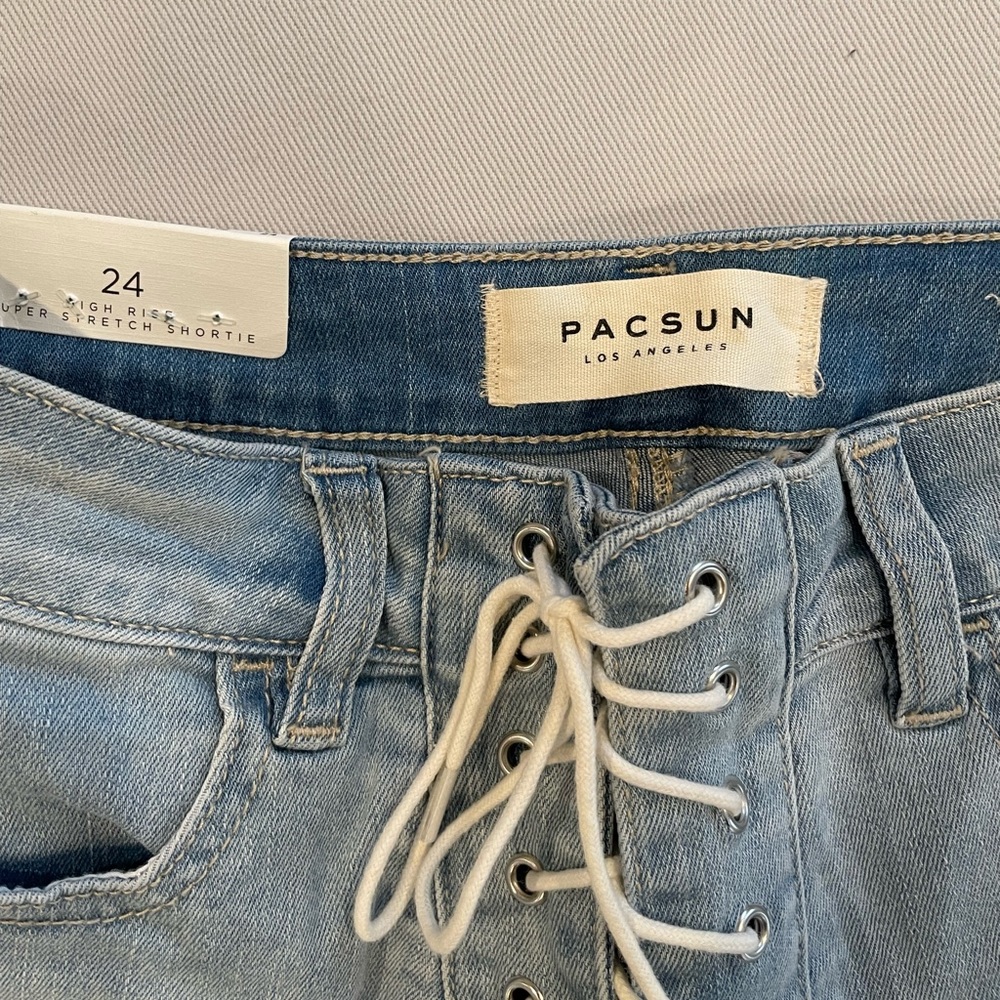 Pacsun High-Rise Denim Shorts - Picture 3 of 5